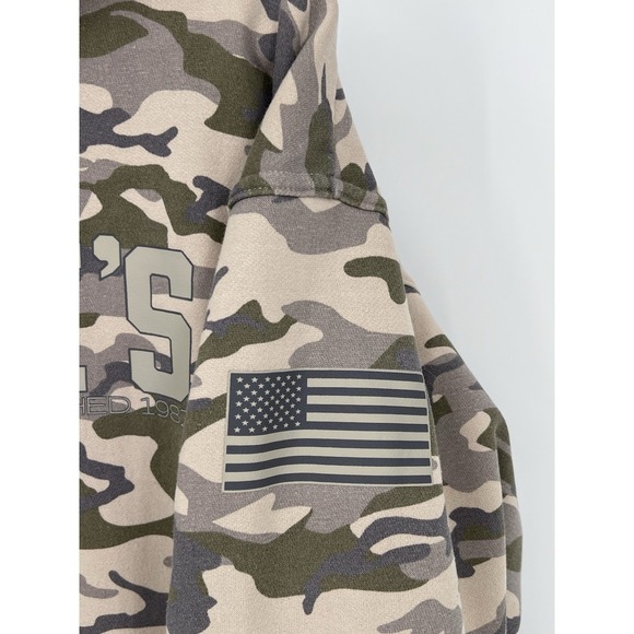 BUC-EE'S Camo Hoodie Adult Large Graphic Print Front/Back Souvenir Sweatshirt - Picture 3 of 12